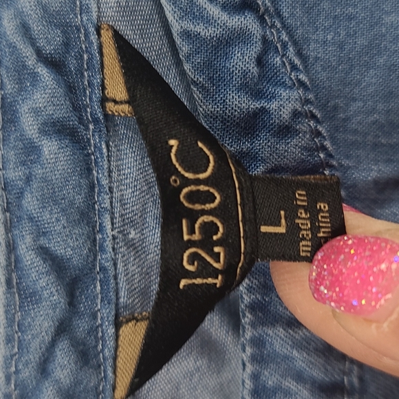 1250 degrees Celsius ombre chambray top - Picture 3 of 4